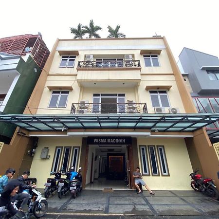 Oyo 2357 Syariah Grand Raudhah Otel Cakarta Dış mekan fotoğraf