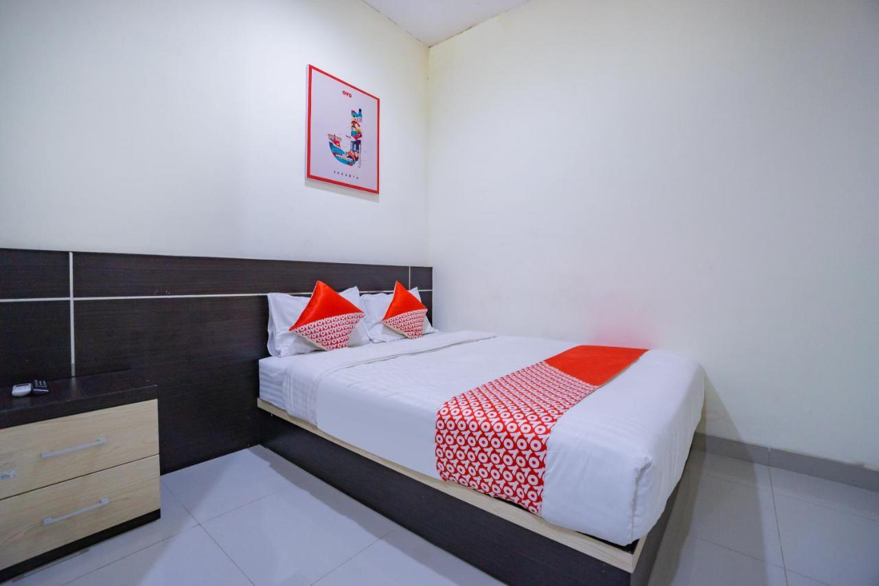 Oyo 2357 Syariah Grand Raudhah Otel Cakarta Dış mekan fotoğraf