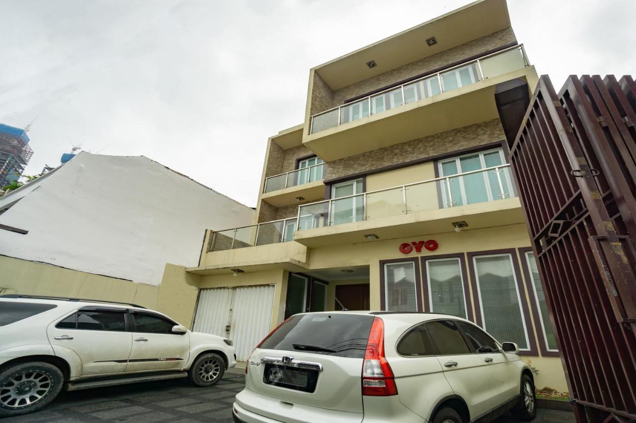 Oyo 2357 Syariah Grand Raudhah Otel Cakarta Dış mekan fotoğraf