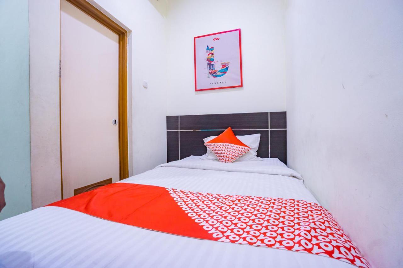 Oyo 2357 Syariah Grand Raudhah Otel Cakarta Dış mekan fotoğraf