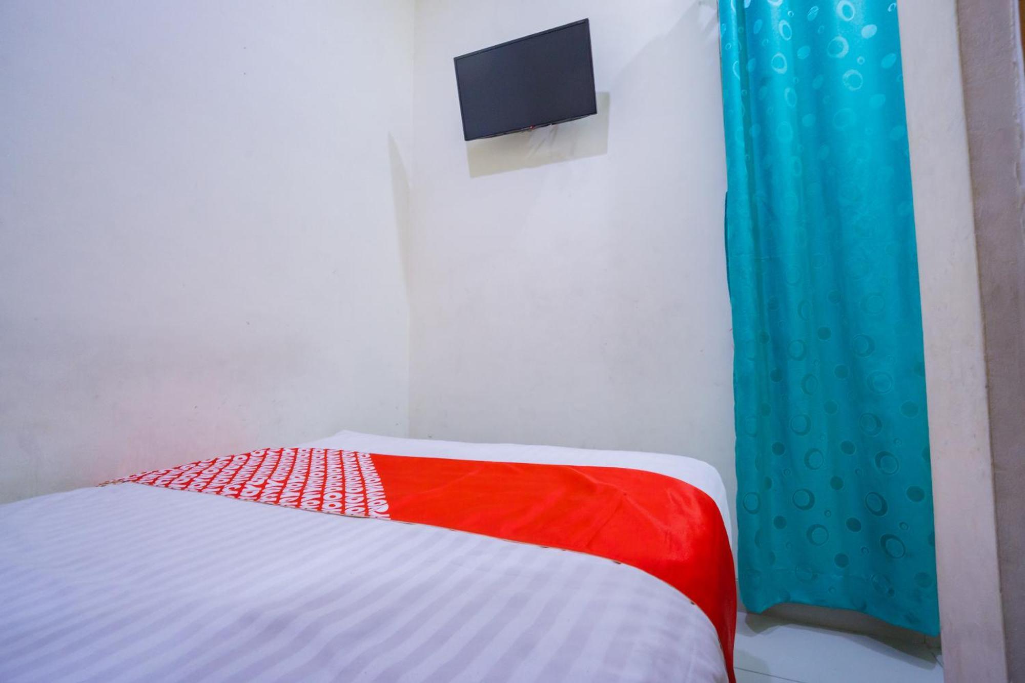 Oyo 2357 Syariah Grand Raudhah Otel Cakarta Dış mekan fotoğraf