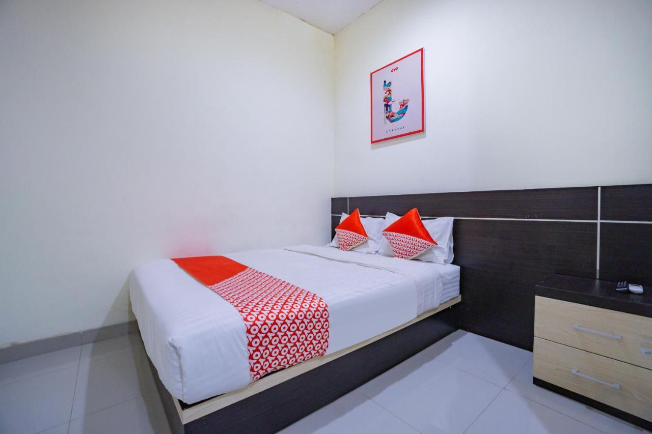 Oyo 2357 Syariah Grand Raudhah Otel Cakarta Dış mekan fotoğraf