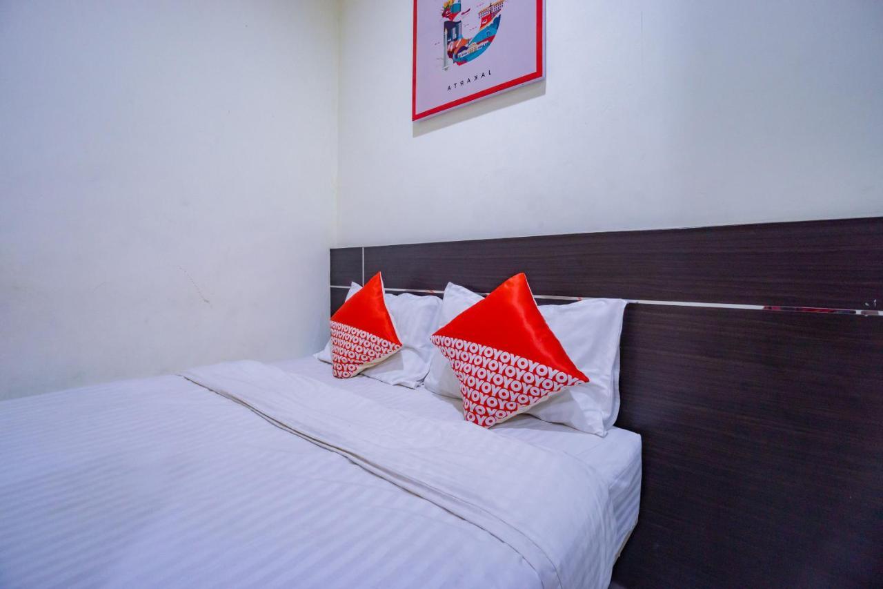 Oyo 2357 Syariah Grand Raudhah Otel Cakarta Dış mekan fotoğraf
