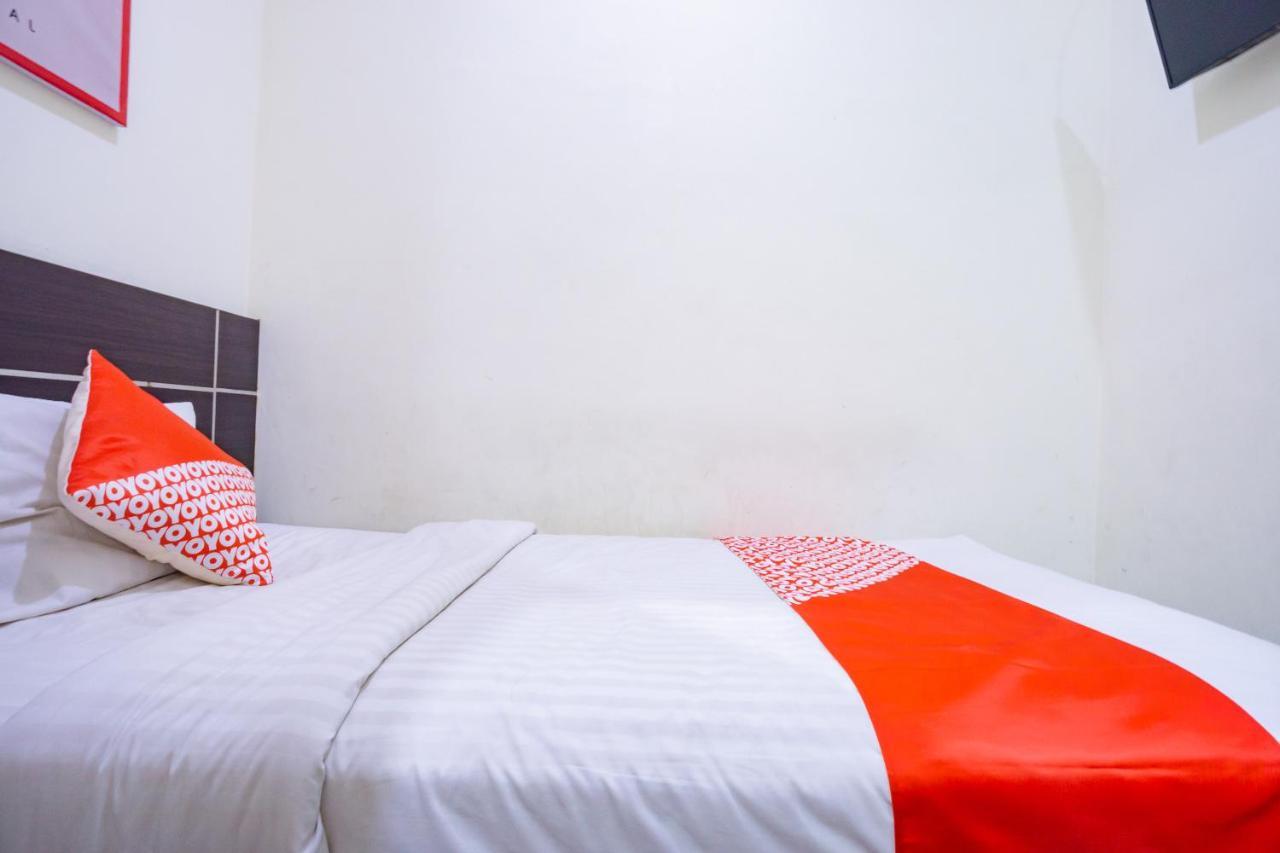 Oyo 2357 Syariah Grand Raudhah Otel Cakarta Dış mekan fotoğraf