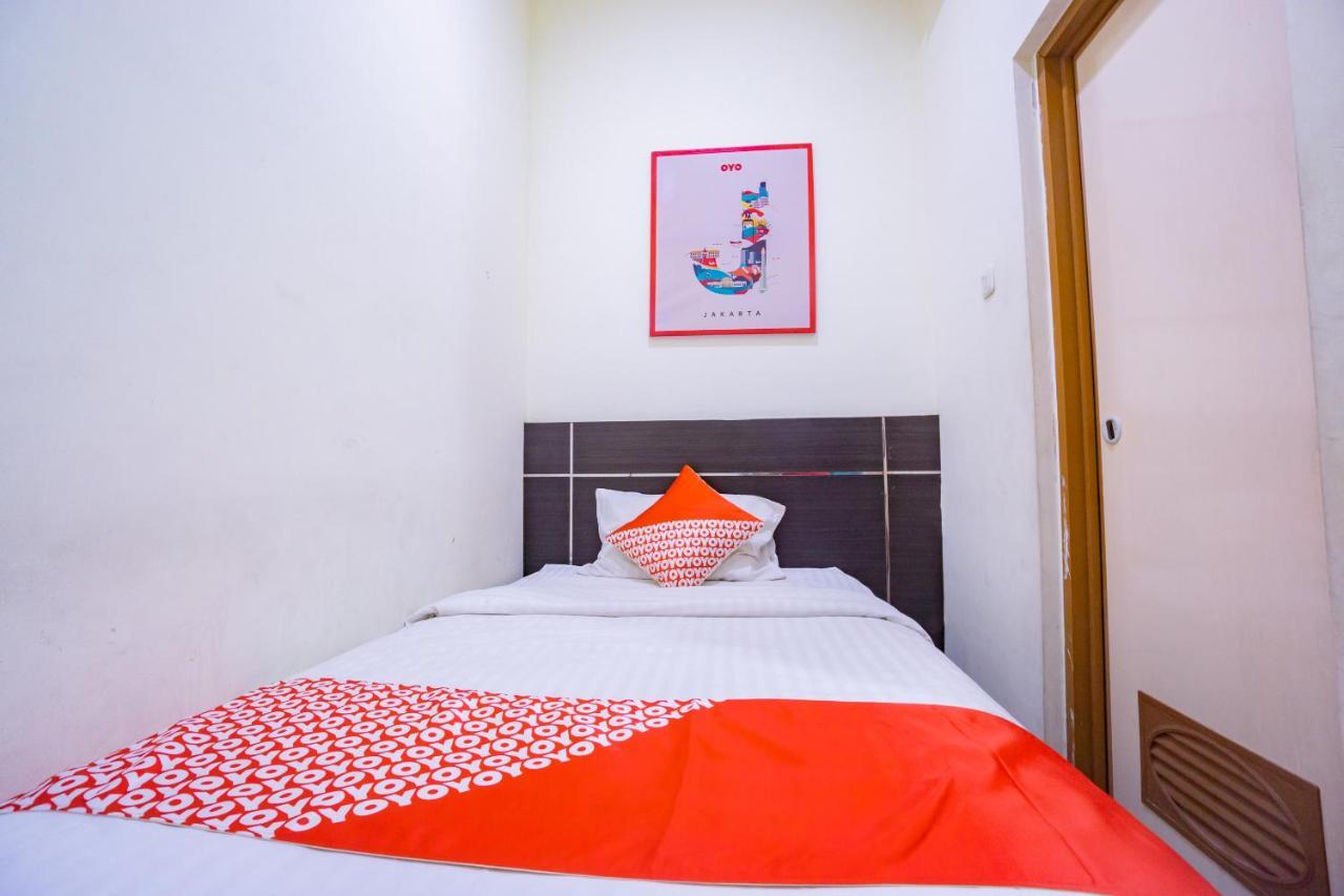 Oyo 2357 Syariah Grand Raudhah Otel Cakarta Dış mekan fotoğraf