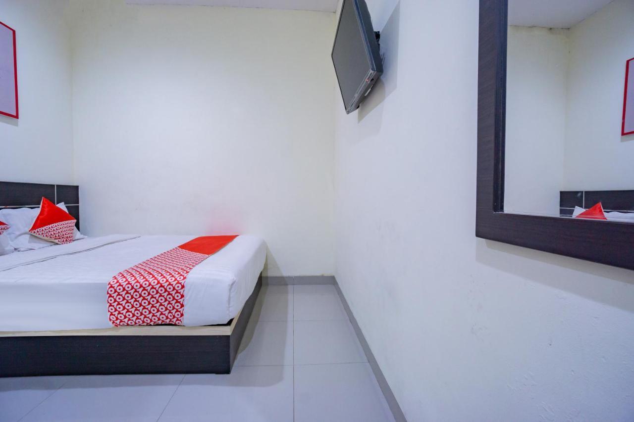 Oyo 2357 Syariah Grand Raudhah Otel Cakarta Dış mekan fotoğraf