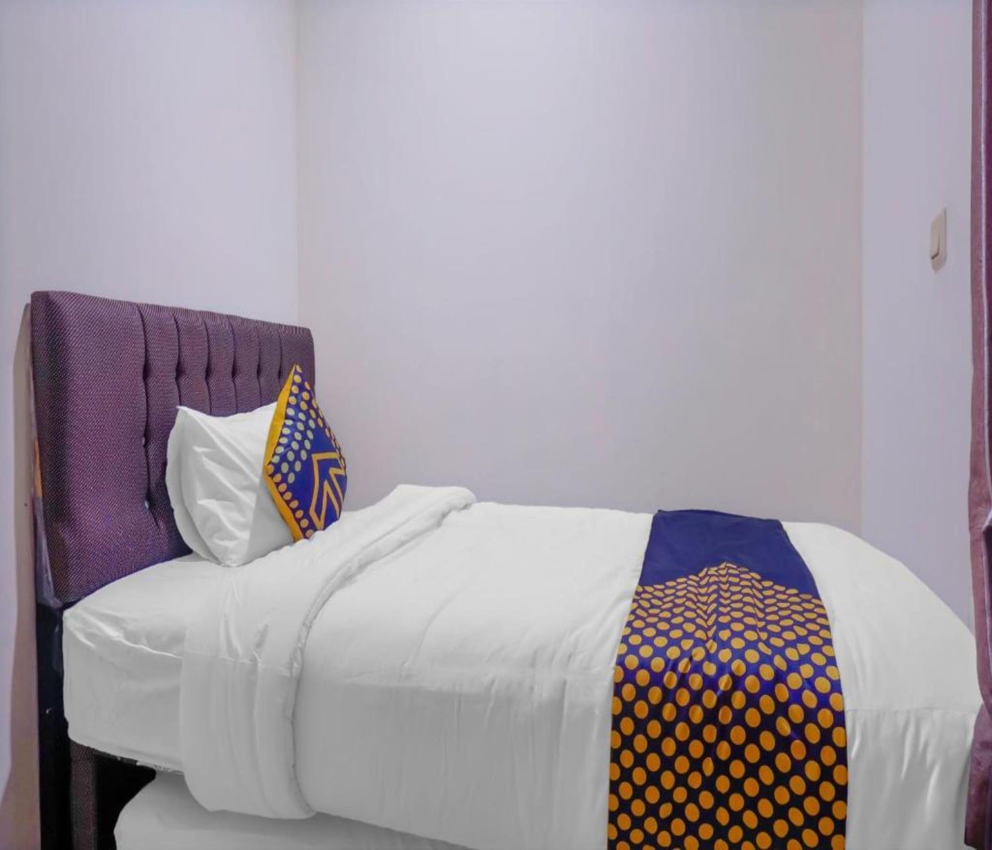 Oyo 2357 Syariah Grand Raudhah Otel Cakarta Dış mekan fotoğraf