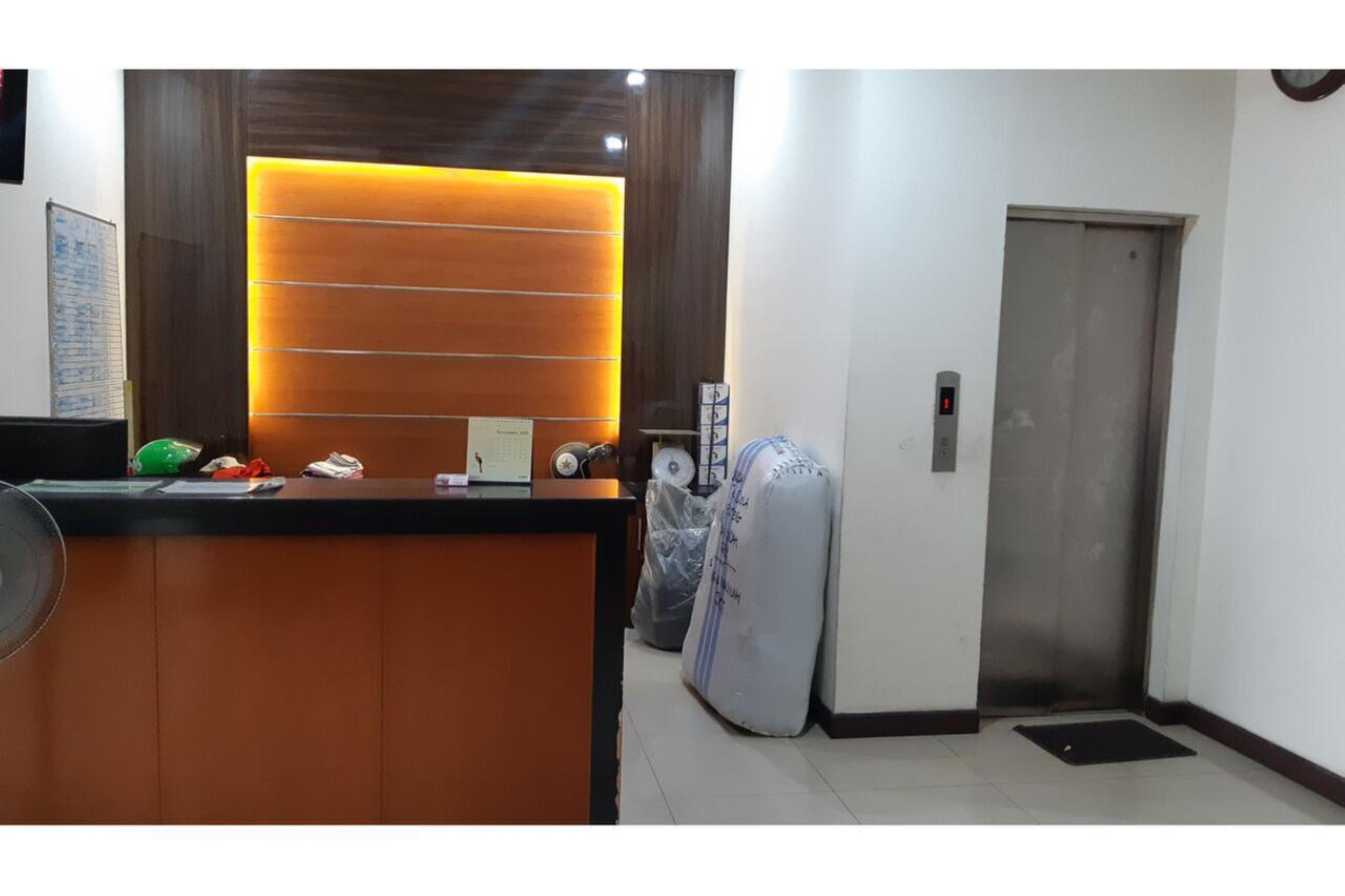 Oyo 2357 Syariah Grand Raudhah Otel Cakarta Dış mekan fotoğraf