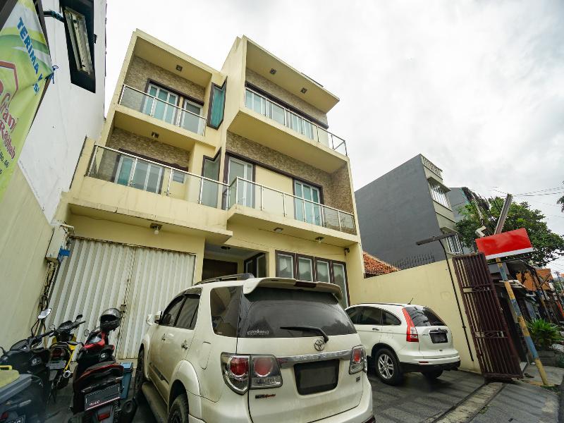 Oyo 2357 Syariah Grand Raudhah Otel Cakarta Dış mekan fotoğraf