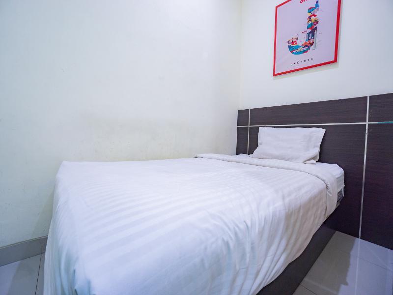 Oyo 2357 Syariah Grand Raudhah Otel Cakarta Dış mekan fotoğraf