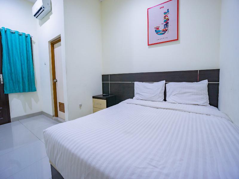 Oyo 2357 Syariah Grand Raudhah Otel Cakarta Dış mekan fotoğraf